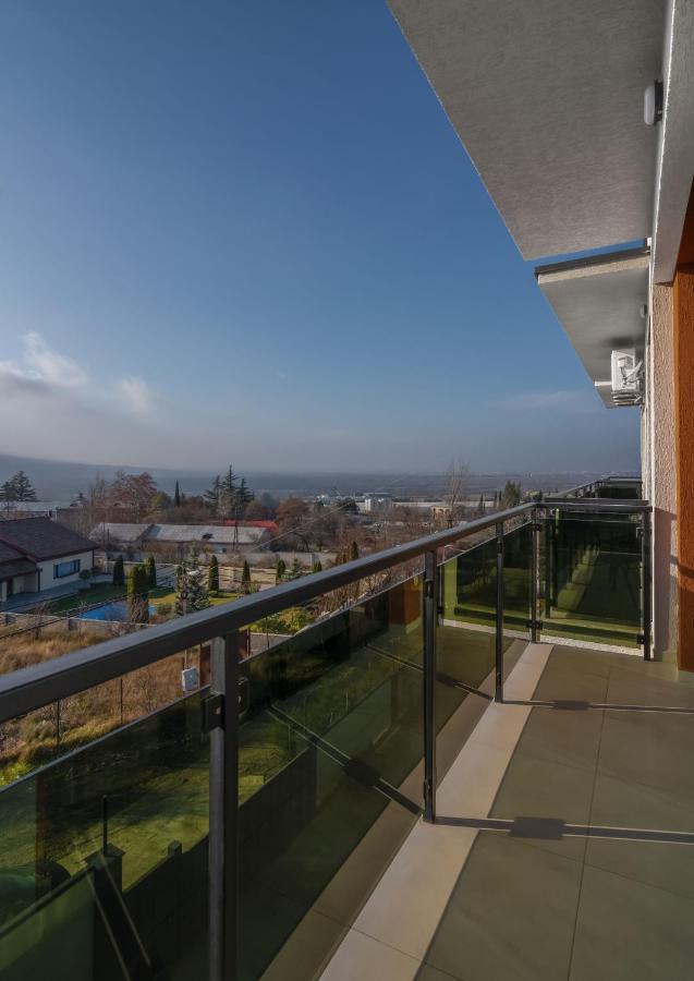 Hotel Alexandria Saguramo Exterior photo