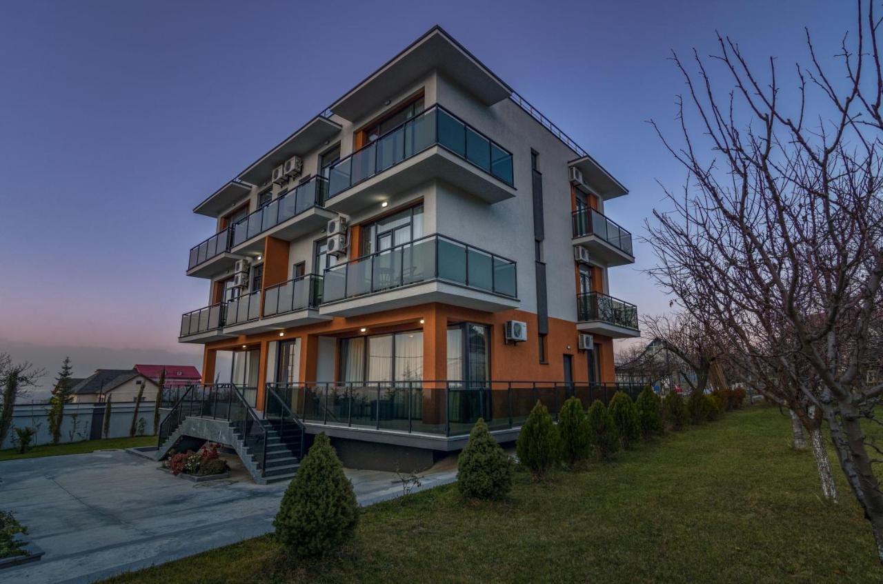 Hotel Alexandria Saguramo Exterior photo